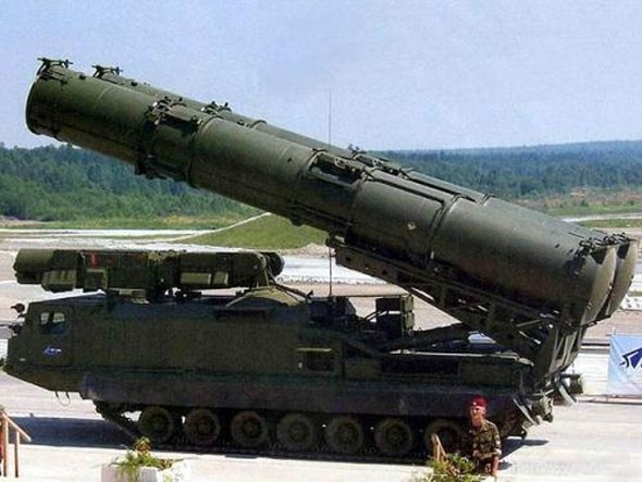 Tên lửa phòng không Nga chế tạo.